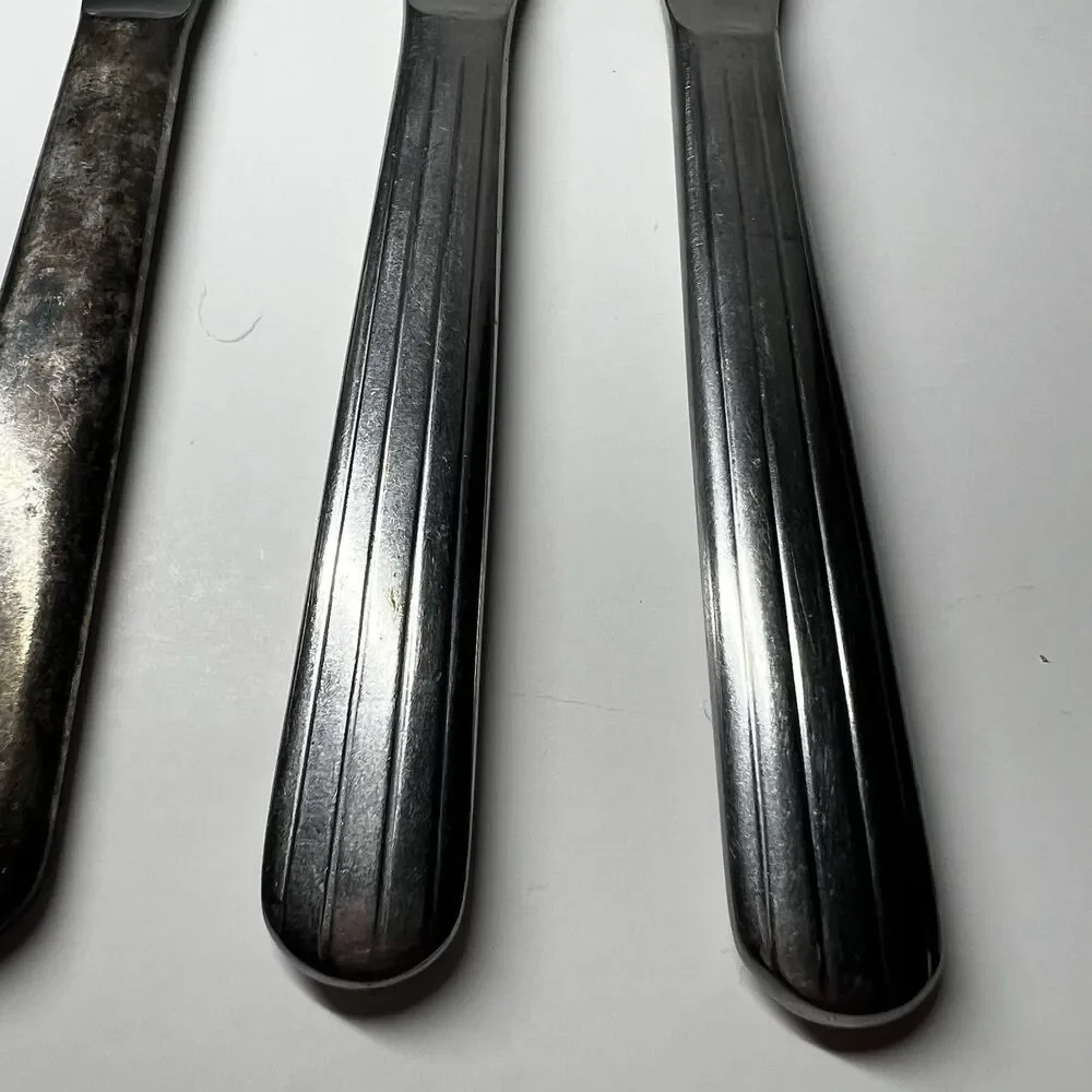 Vintage Mismatched Stainless Steel Dinner Knives Lot of 4 Mixed Patterns